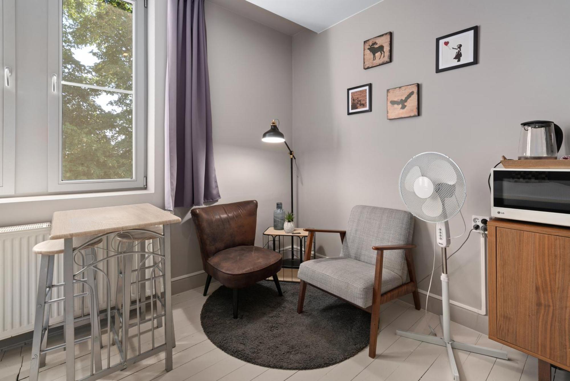 Spacious Guest Suites Near Historic Market - 5 Min Walk Bruges Luaran gambar